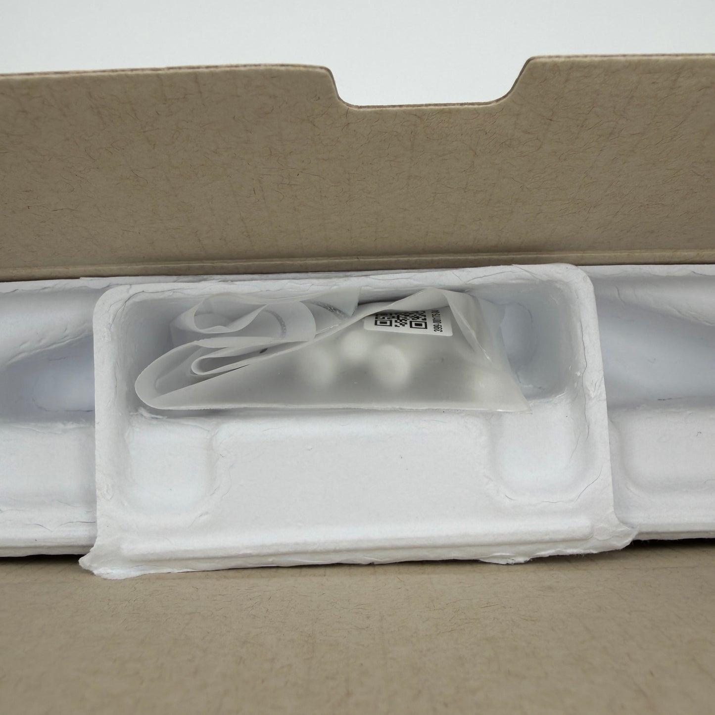 Ubiquiti UniFi U6 Pro 4.8Gbps Wi-Fi 6 PoE Wireless Access Point - White