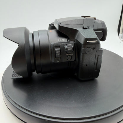Panasonic Lumix DMC-FZ300 Digital Camera Black 25-600 Lens Battery