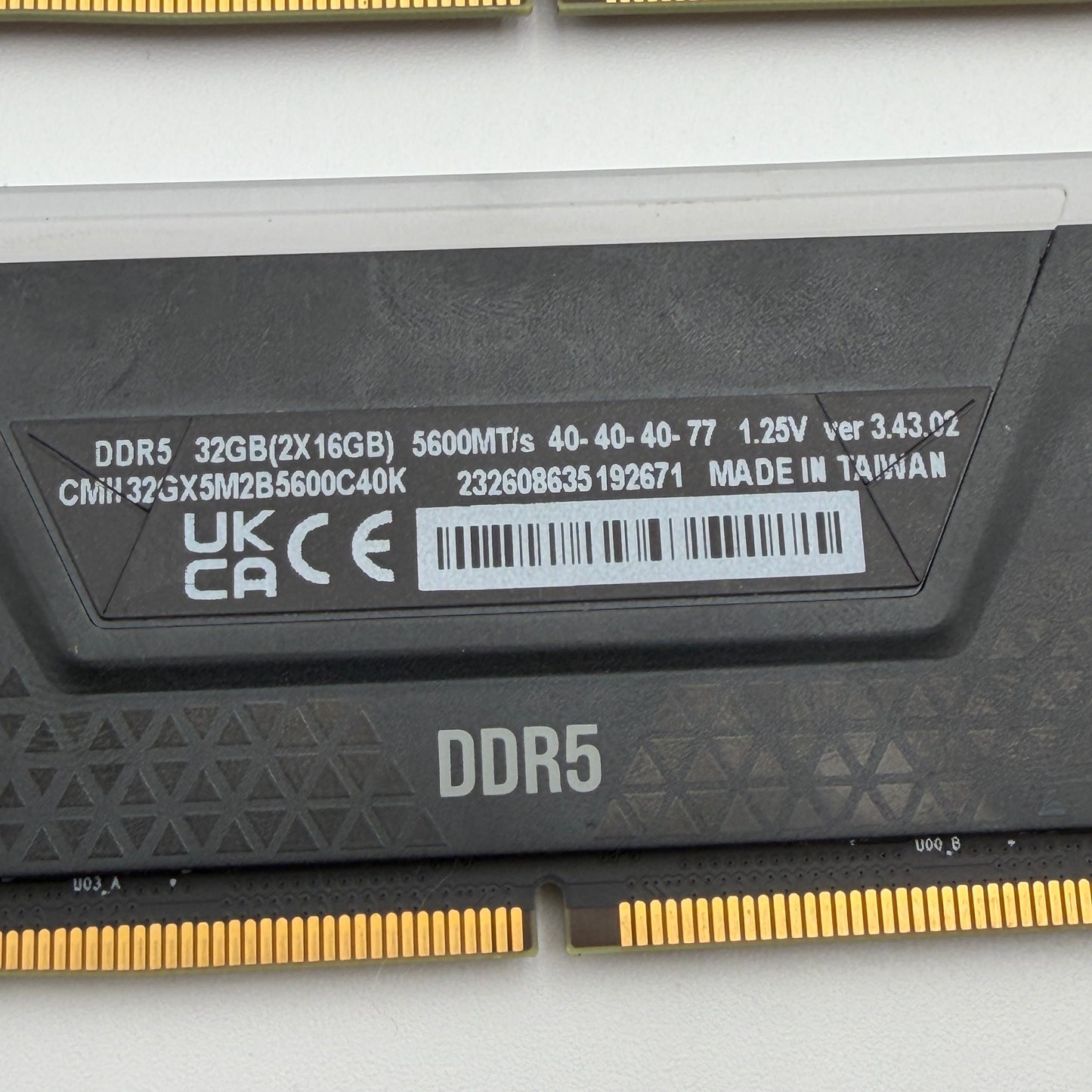 CORSAIR Vengeance DDR5 RGB 32GB 5600MHz - 6000MHz