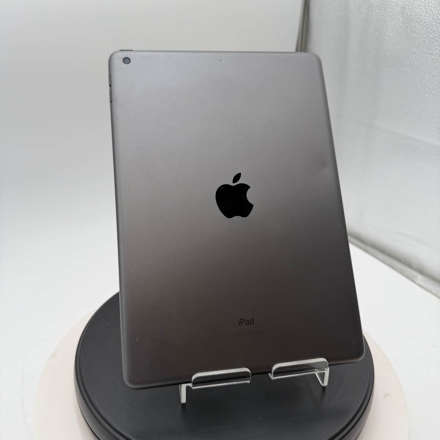 Apple iPad 8th Gen A2270 32GB Wi‑Fi Tablet - Black