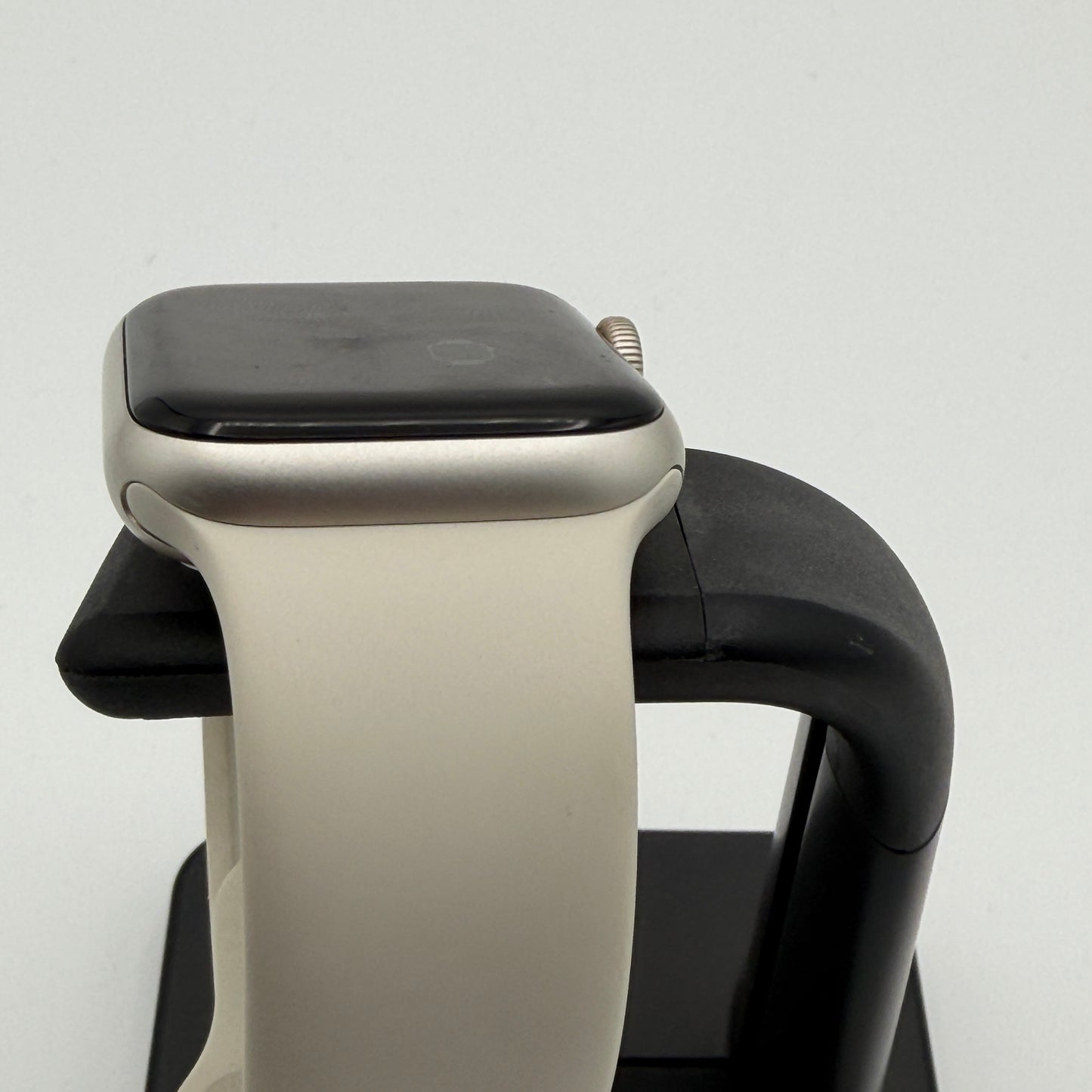 Apple Watch SE 2 GPS + Cellular 40mm Aluminum Smart Watch - Silver/Starlight