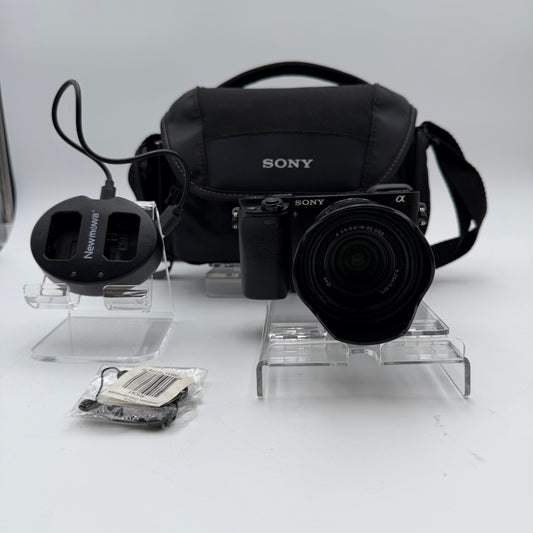 Sony A6000 Digital Camera - Black with Carrying Bag and Charger