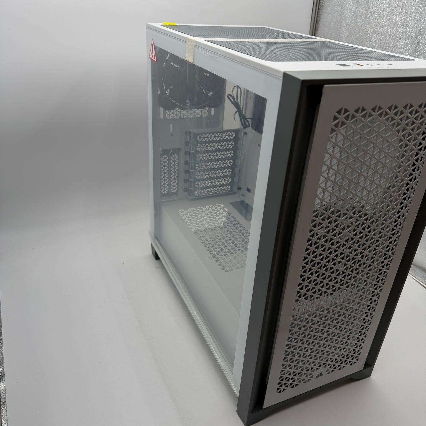 CORSAIR 4000D AIRFLOW Tempered Glass Mid-Tower ATX Case White
