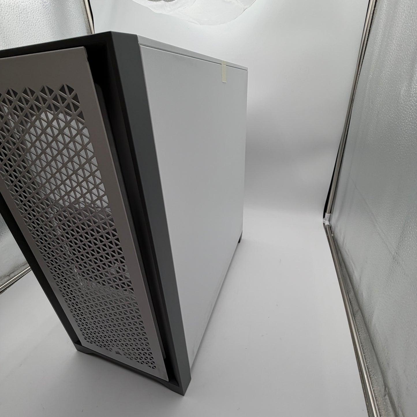 CORSAIR 4000D AIRFLOW Tempered Glass Mid-Tower ATX Case White