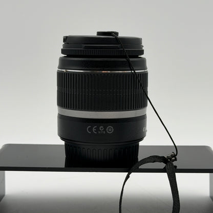 Canon EF-S 18-55mm f/3.5-5.6 IS