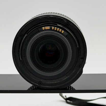 Canon EF-S 18-55mm f/3.5-5.6 IS