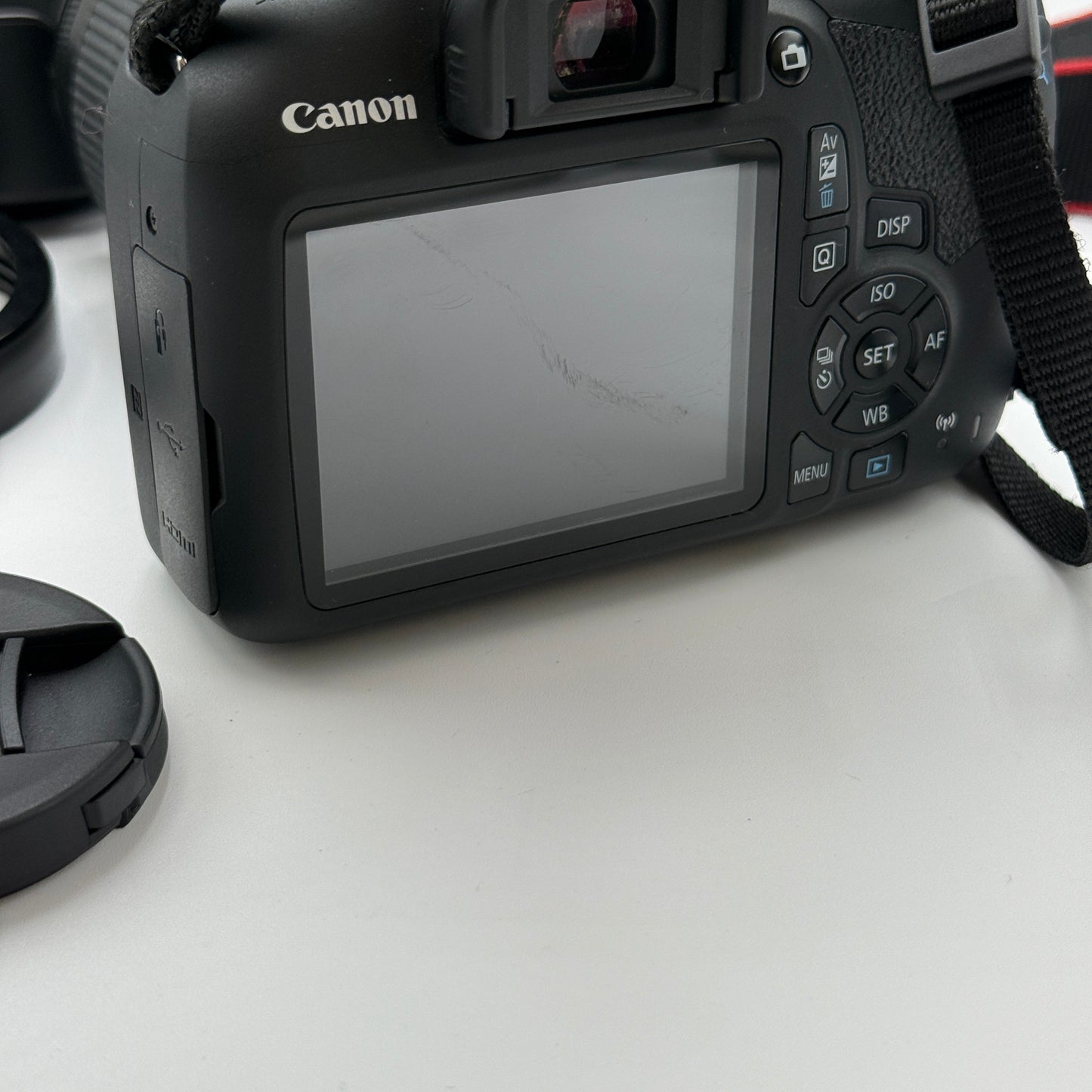 Canon Rebel T7 EOS 1500D DSLR Camera Kit W/ 18-55mm Lens Carrying Case