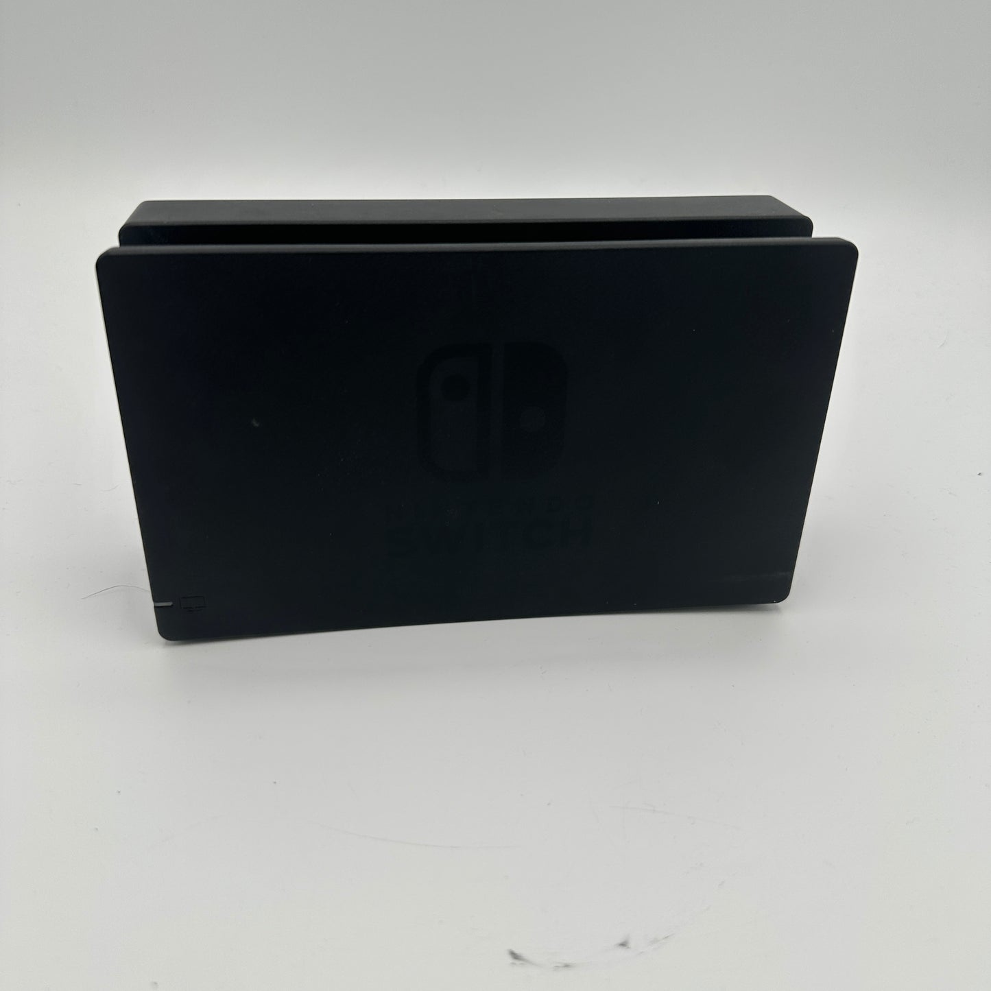Nintendo Switch HAC-001 2017 32gb With Dock, Cables and Carrying Case