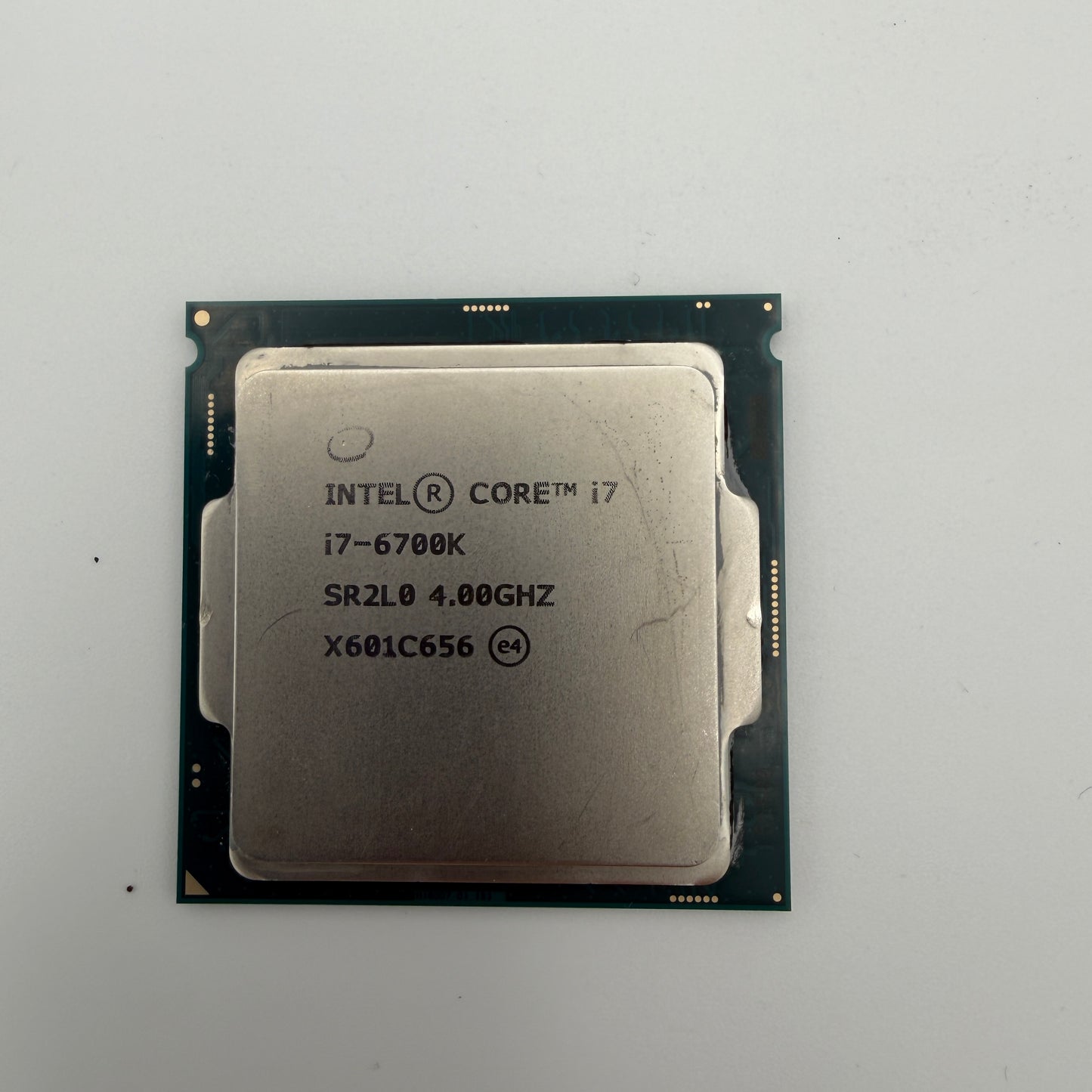 Used Intel Core i7-7600K Processor - 4.0 GHz - Silver