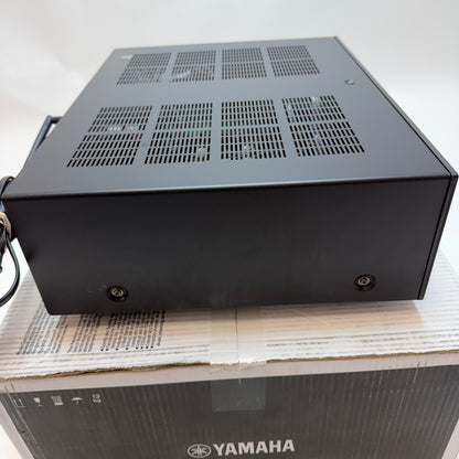 Yamaha R-N600A Receiver Black Used With Box