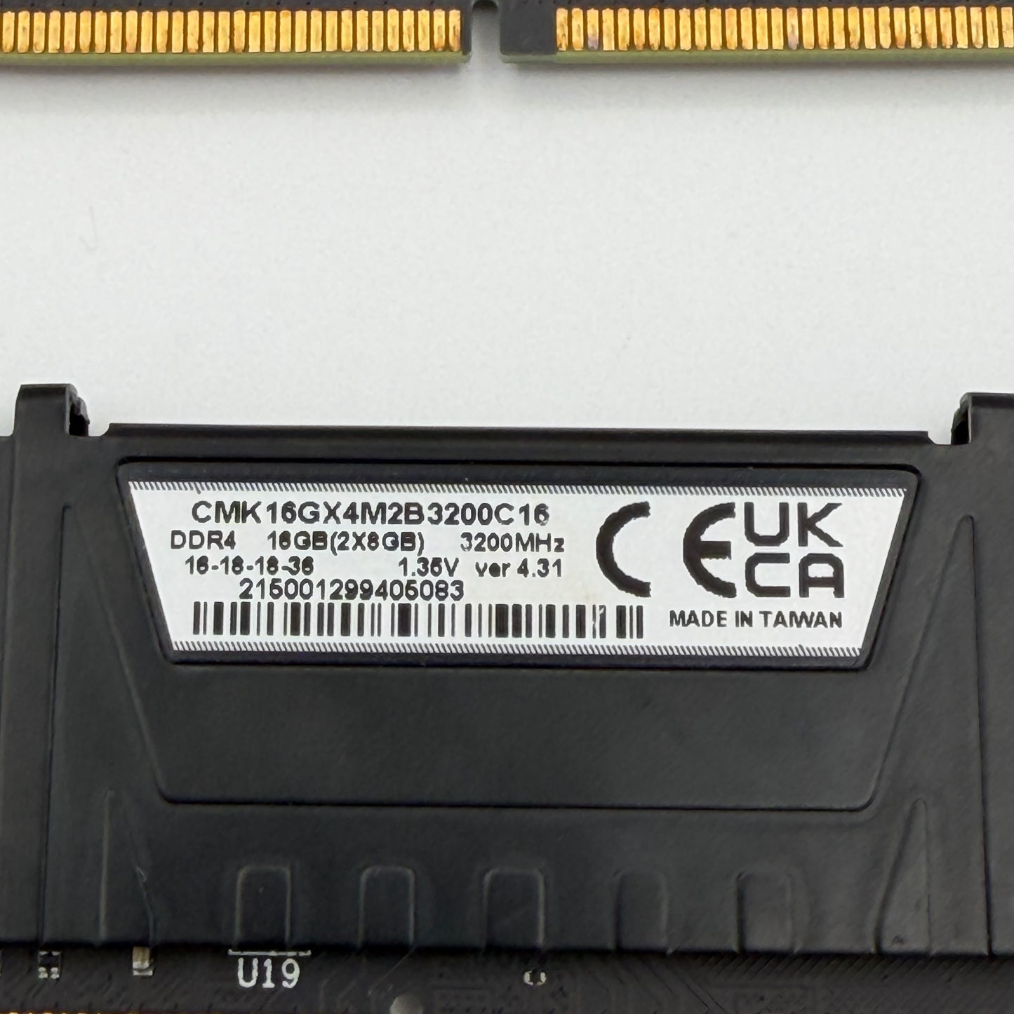 CORSAIR Vengeance LPX 16GB DDR4-3200 Memory
