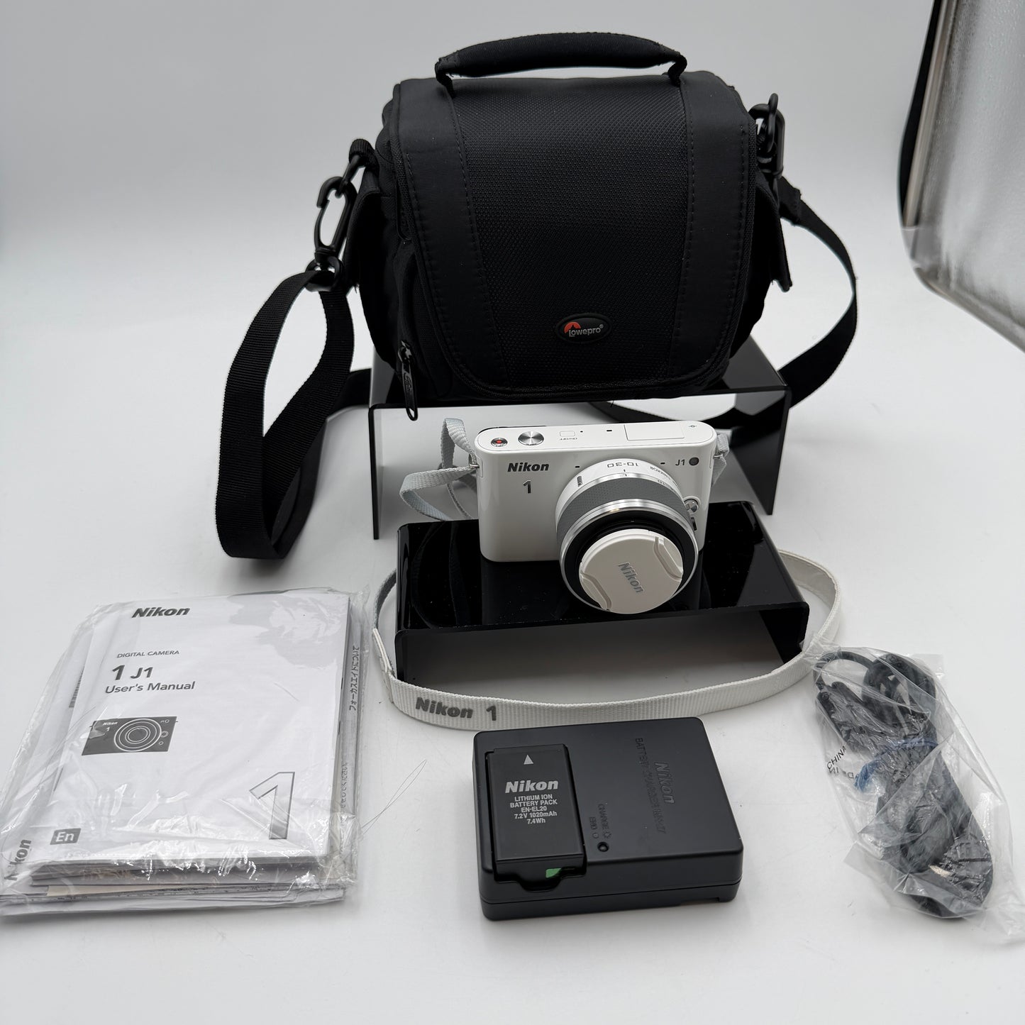 Nikon 1 J1 Digital Camera White With Extras Shutter Count 268