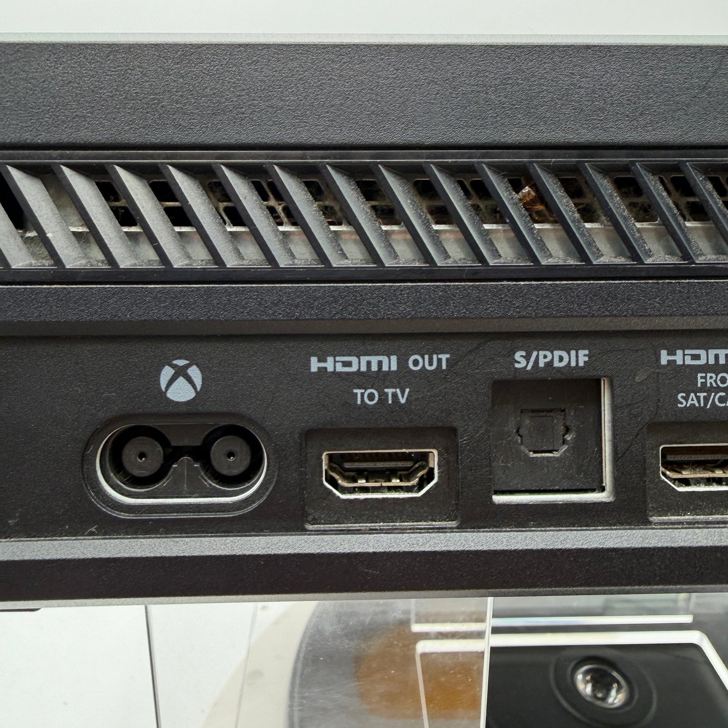 Microsoft Xbox One (1540) 2013 Video Game System Black