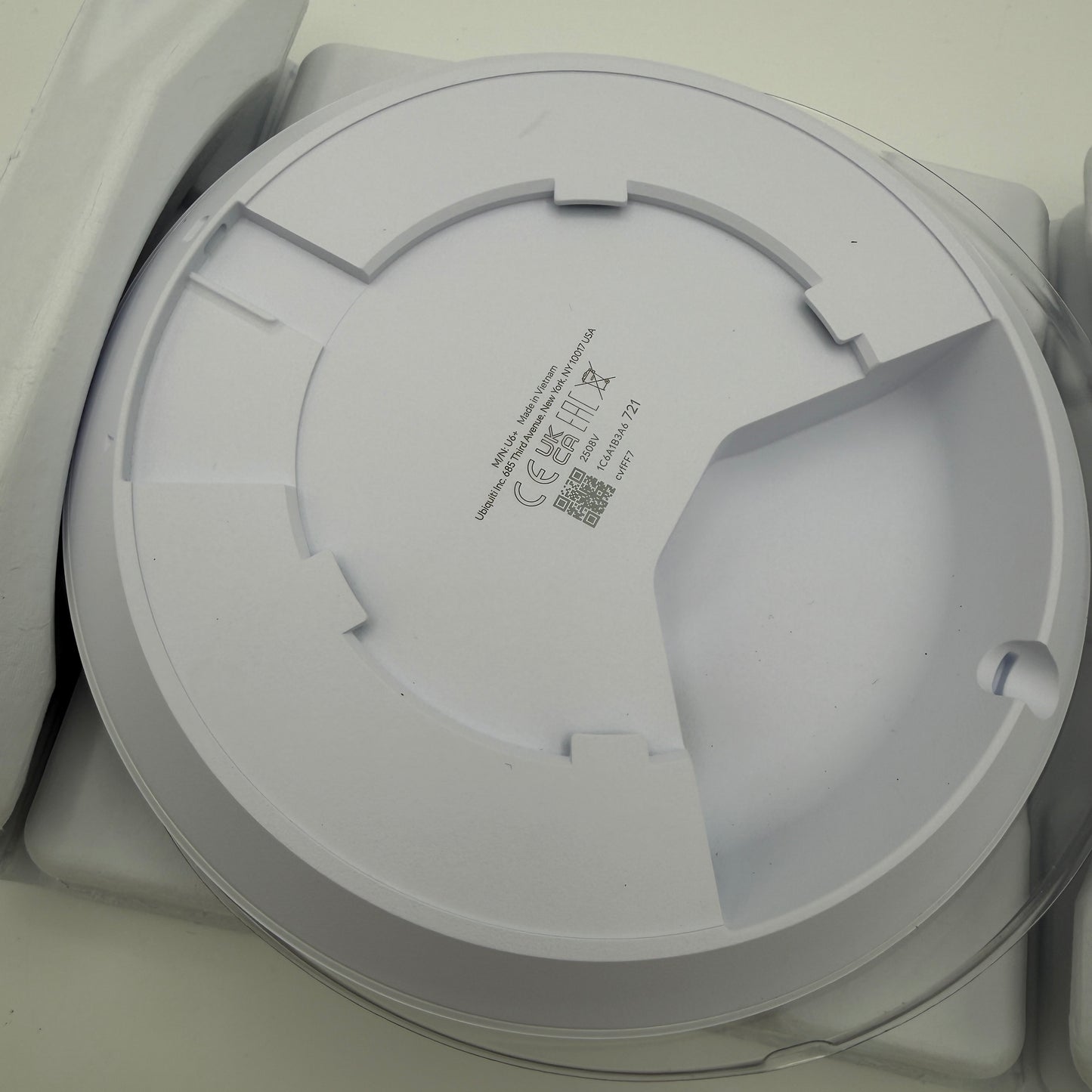 Ubiquiti UniFi U6 Pro 4.8Gbps Wi-Fi 6 PoE Wireless Access Point - White