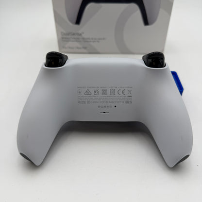 Sony PS4 CUH-ZCT1W White Video Game Controller with Box MINTY!