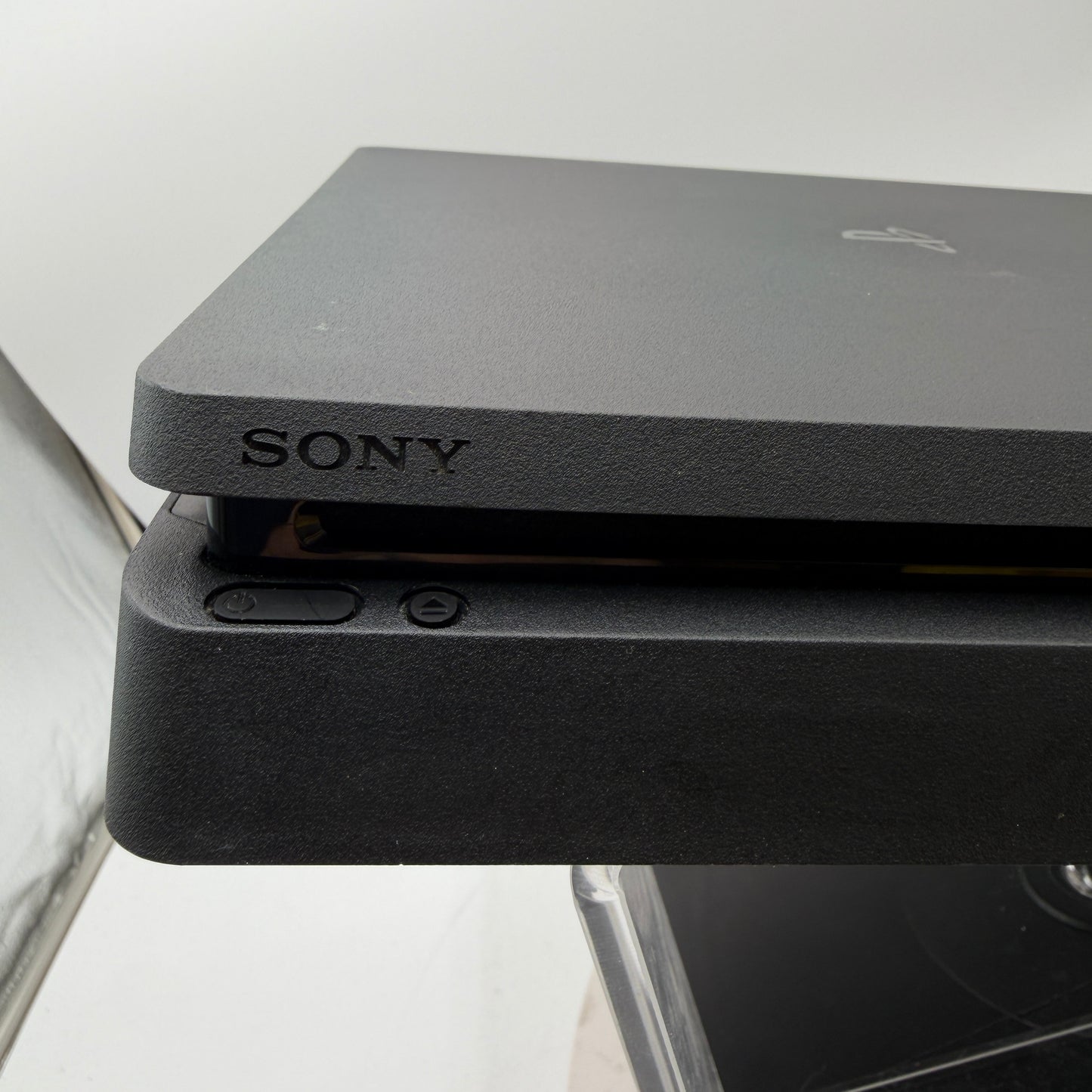 Sony PlayStation 4 Slim CUH-2215B 825GB Black Console