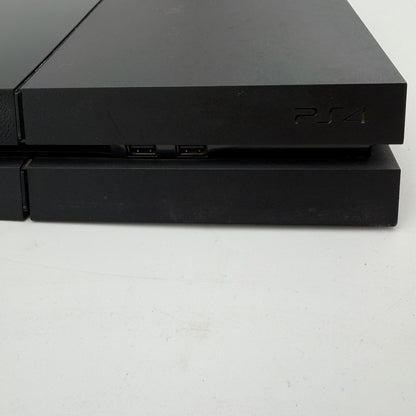 &nbsp;Sony PlayStation 4 CUH-1215A 500GB Black Console with 2 Controllers Used