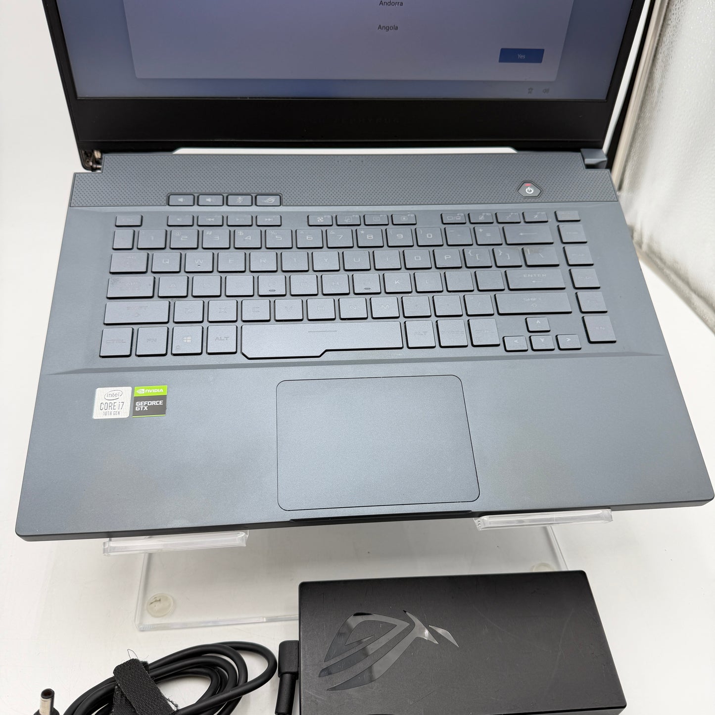 Asus ROG Zephyrus M15  16 inch Core i7  16GB 512GB GU502LU-BI7N4