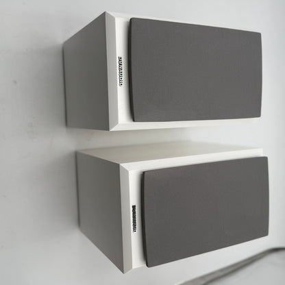 Dynaudio Emit 10 Bookshelf Speakers Pair - White Satin MINTY