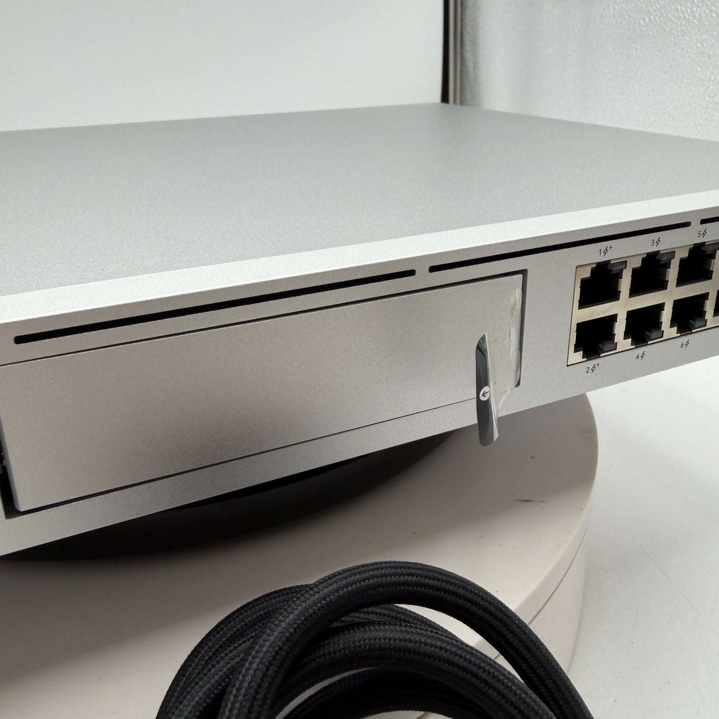 Ubiquiti UDM-SE Dream Machine Special Edition UniFi OS Console Security Gateway - Silver