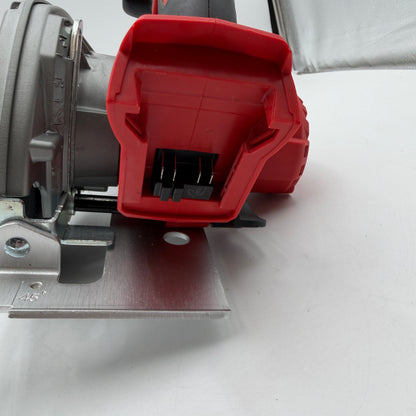 Milwaukee M18 Cordless 6-1/2 in. Circular Saw TOOL ONLY