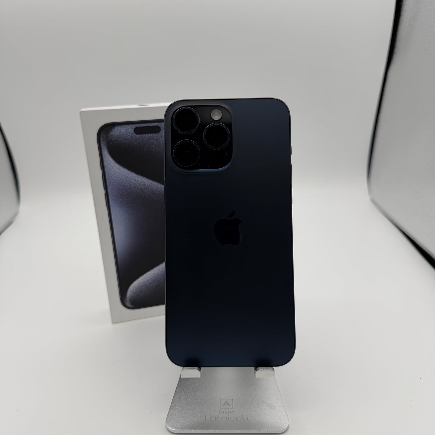 Unlocked Apple iPhone 15 Pro Max 256GB Blue