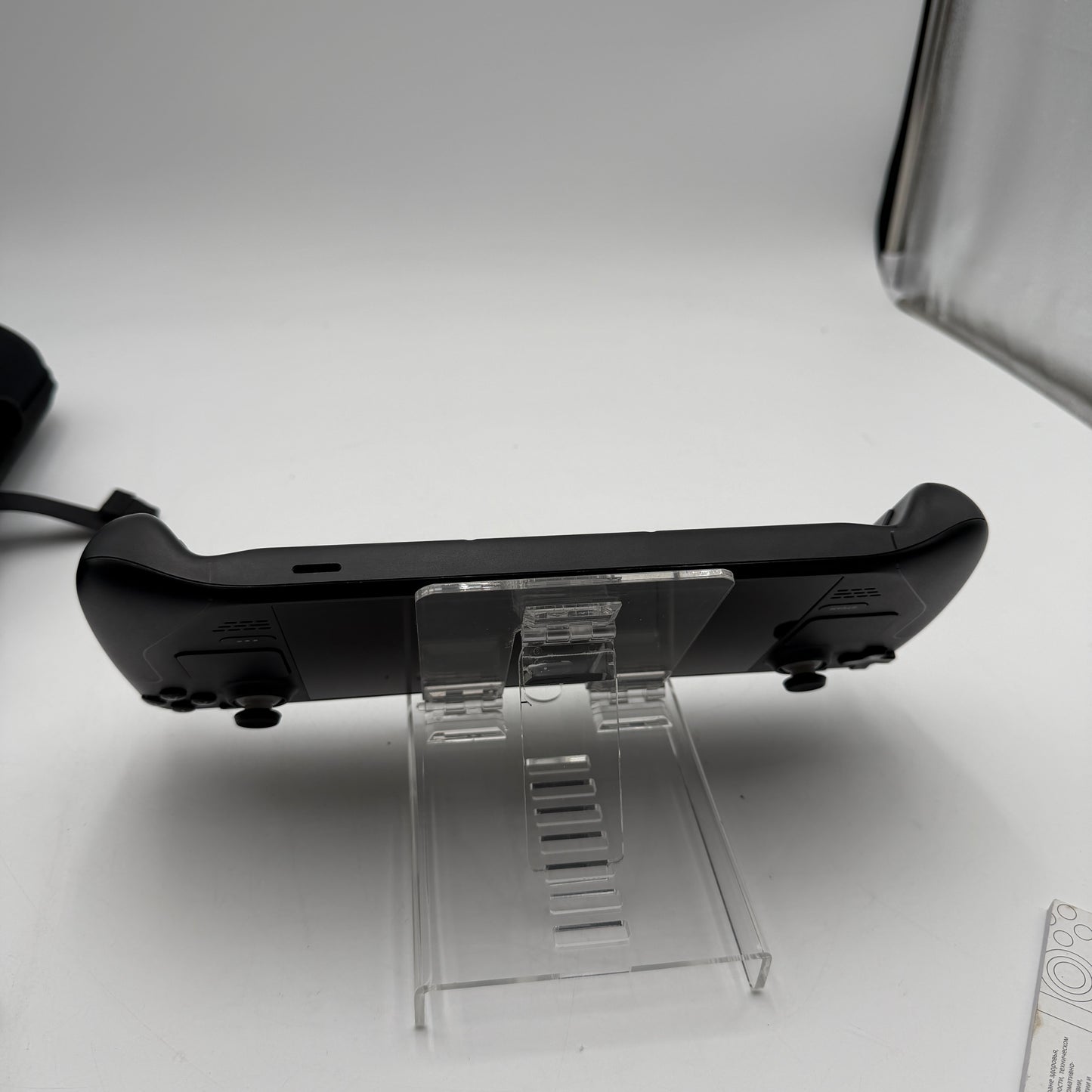 Valve Steam Deck LCD (1010) Handheld Gaming PC