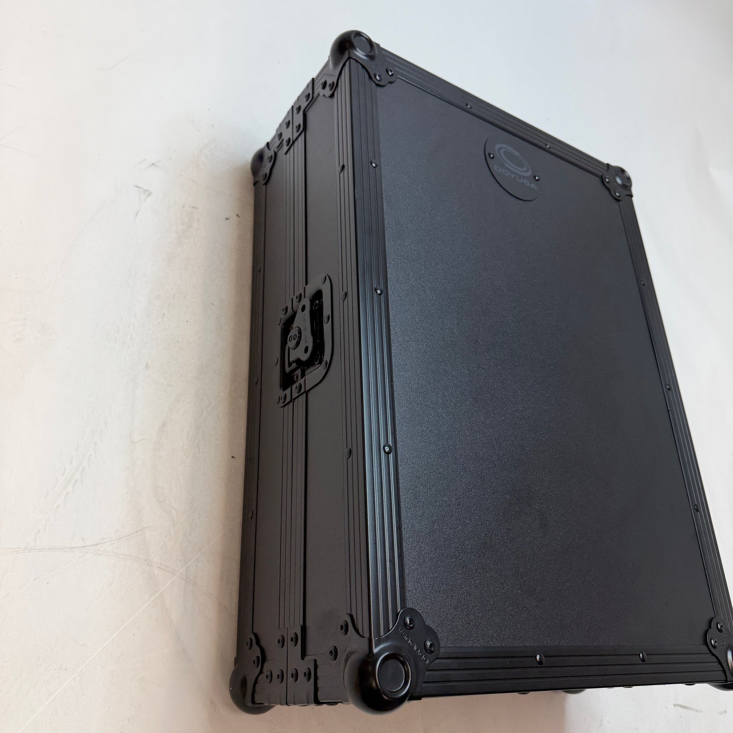 Odyssey Black Label Universal DJ Mixer Fight Case Black Used FZ12MIXXDBL