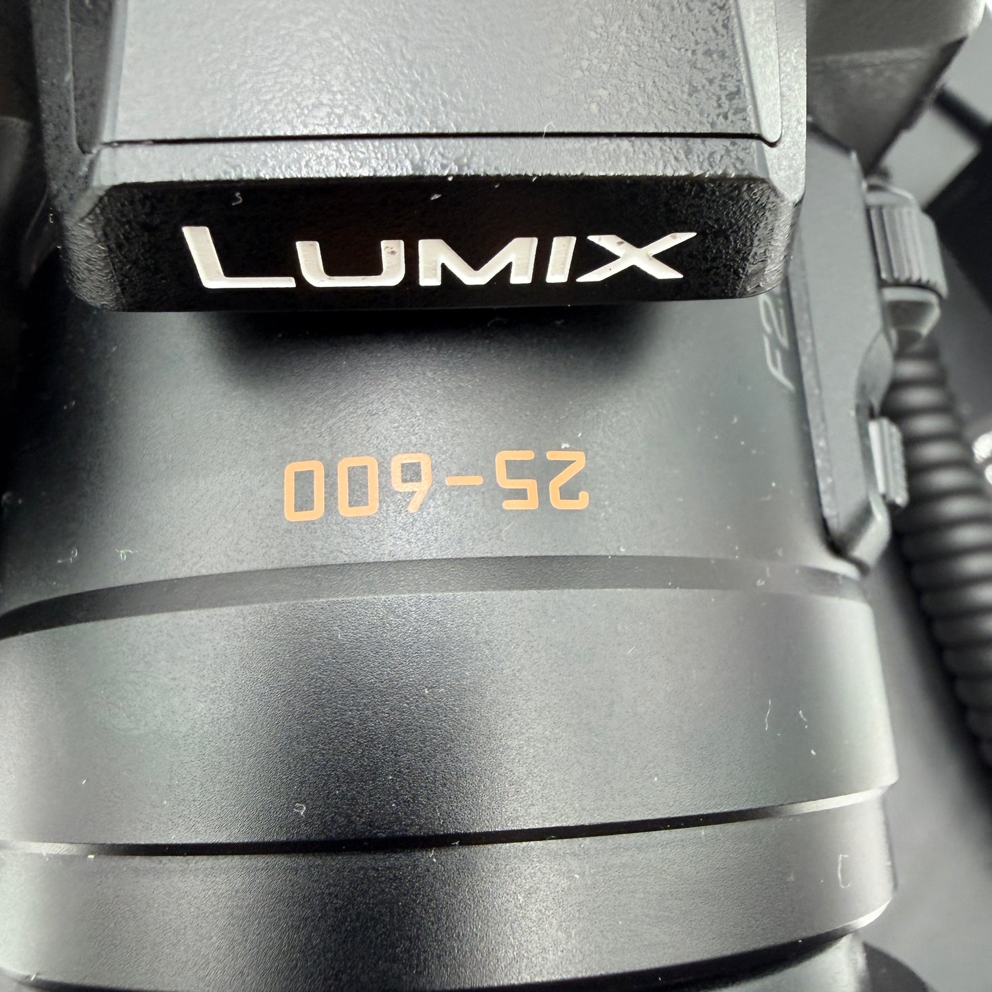 Panasonic Lumix DMC-FZ300 Digital Camera Black 25-600 Lens Battery