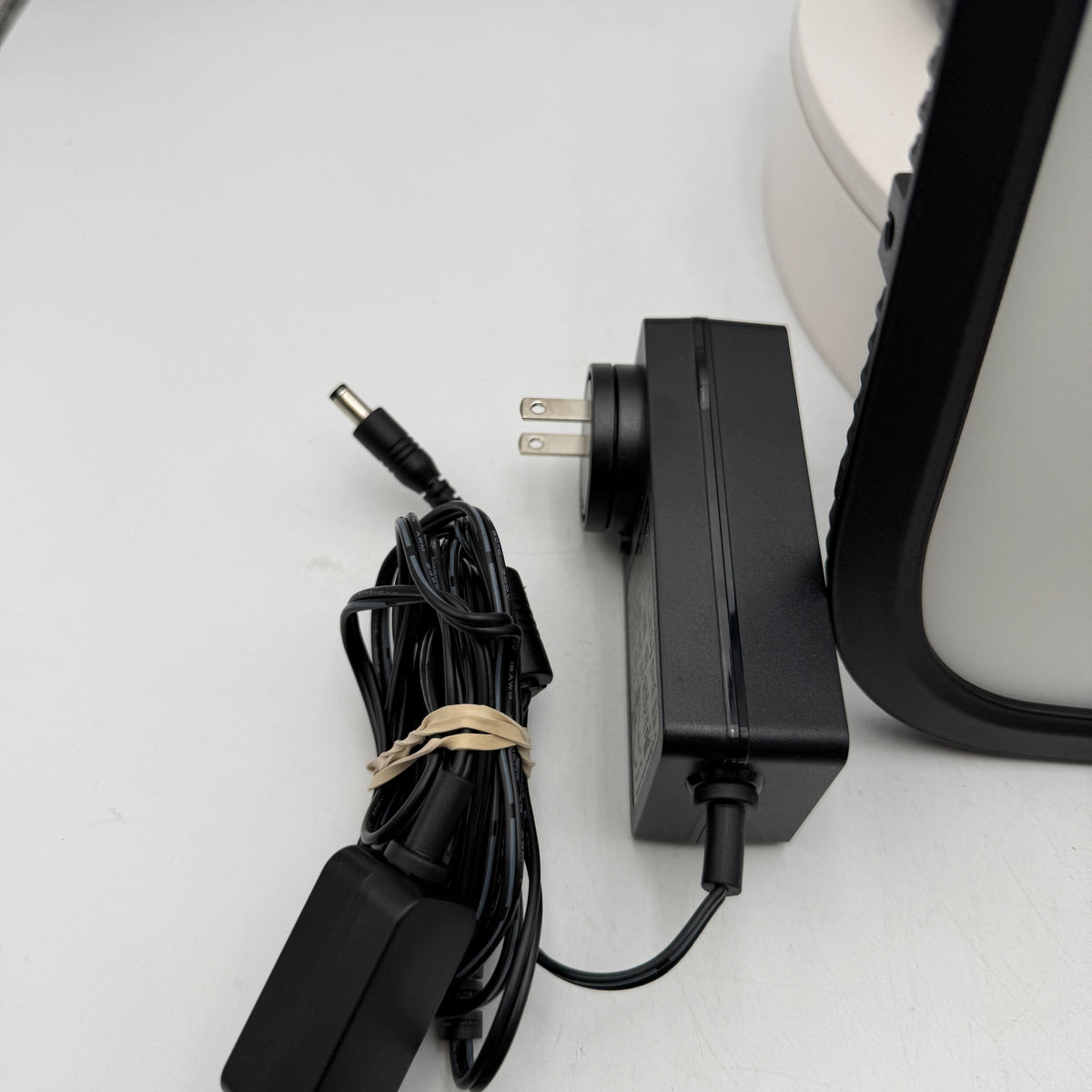 El Gato Key Light with Desk Mount - Black