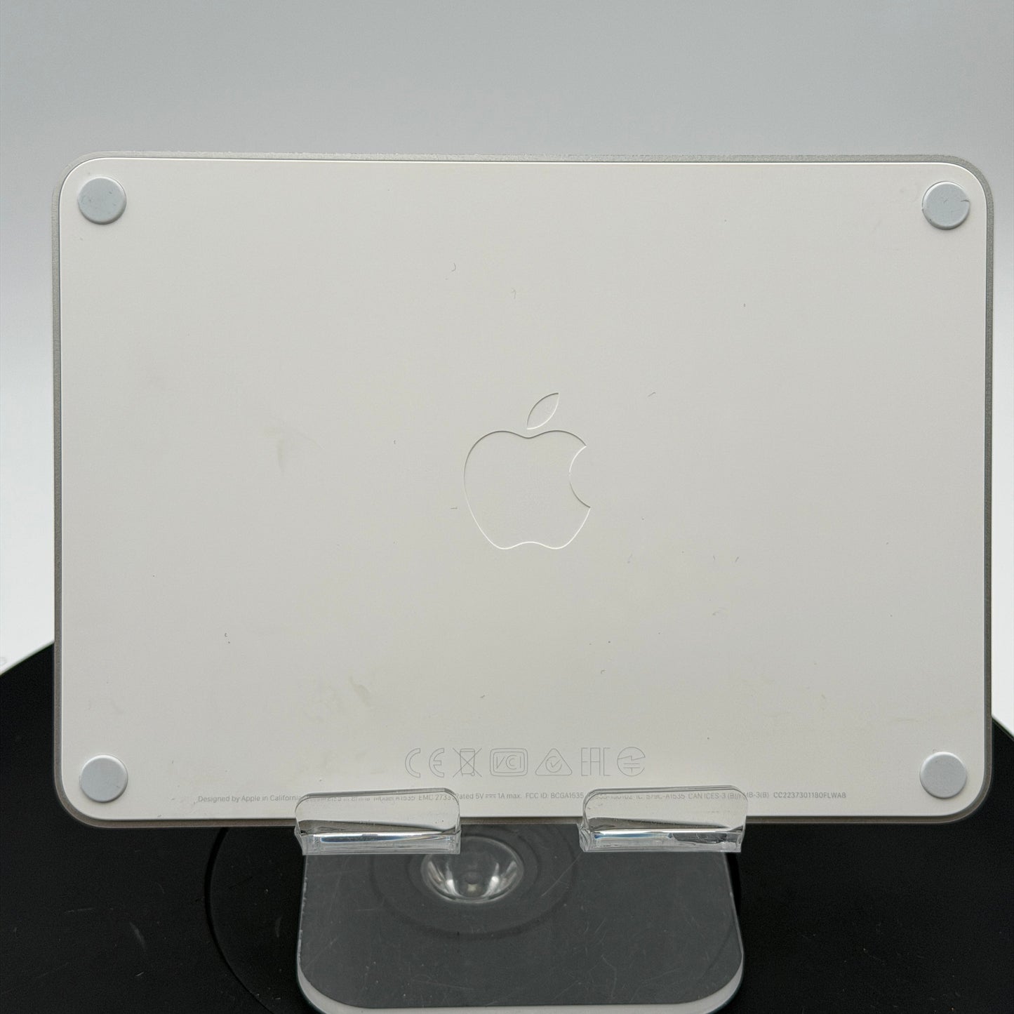 Apple Magic Trackpad 2 Model A1535 Wireless Bluetooth Trackpad - White