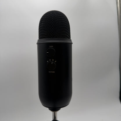 Blue Yeti Professional Multi-Pattern USB Condenser Microphone With Stand