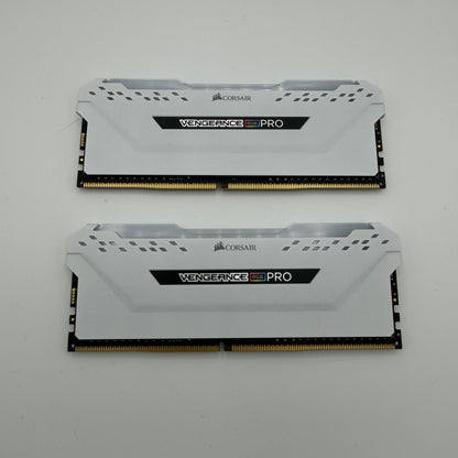 Corsair Vengeance RGB PRO 16GB DDR4 Memory Kit White 3200MHz CL16
