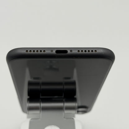 Unlocked Apple iPhone 11 64GB Black  READ!