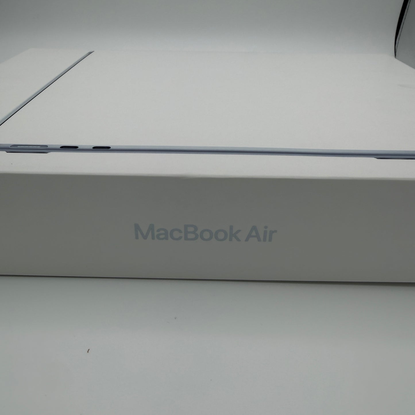 Apple MacBook Air 13 inch M4 A3240 2025 256GB 16GB Sky Blue New In Box