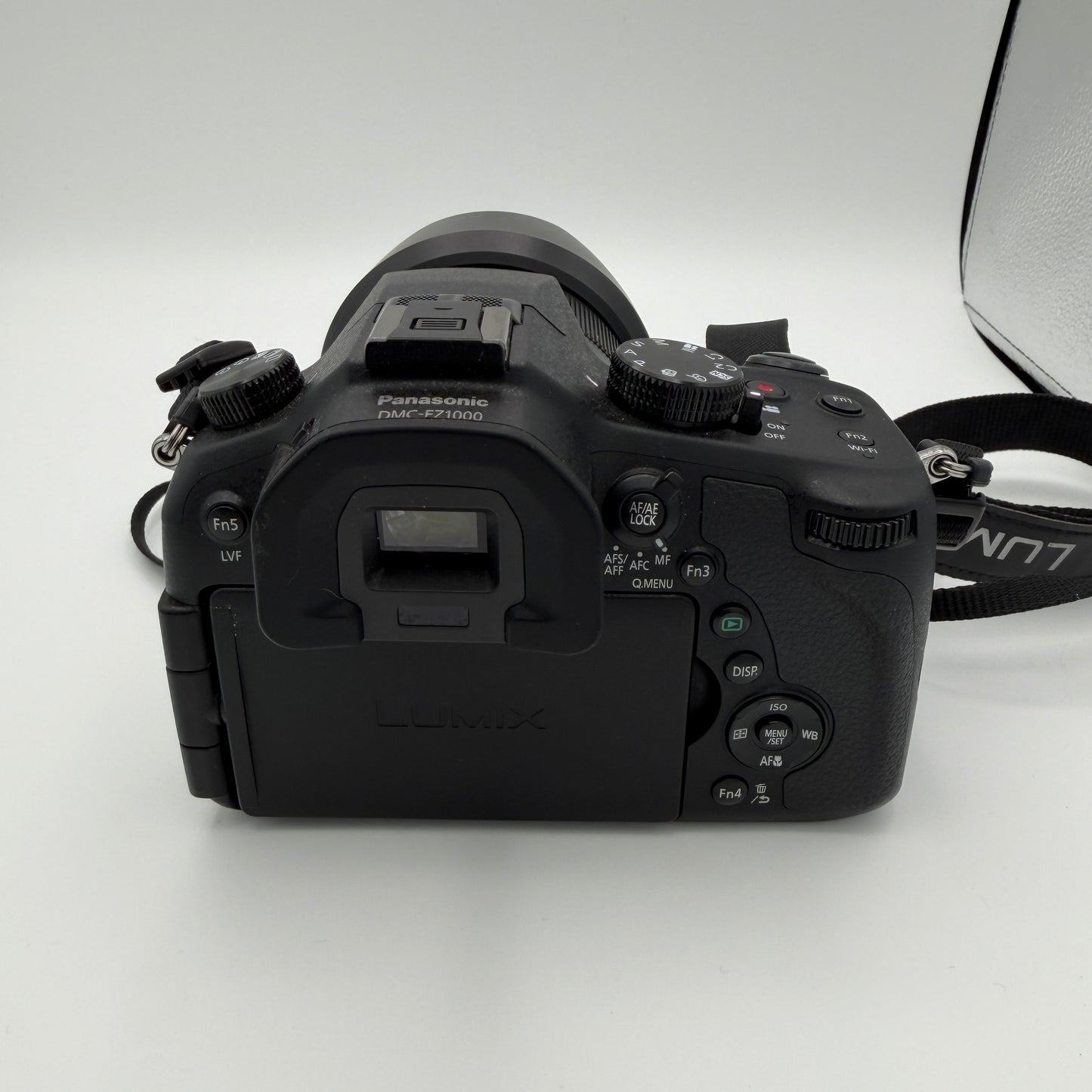 Lumix DMC-FZ1000 20.1 MP Digital Camera With Bag and Extras