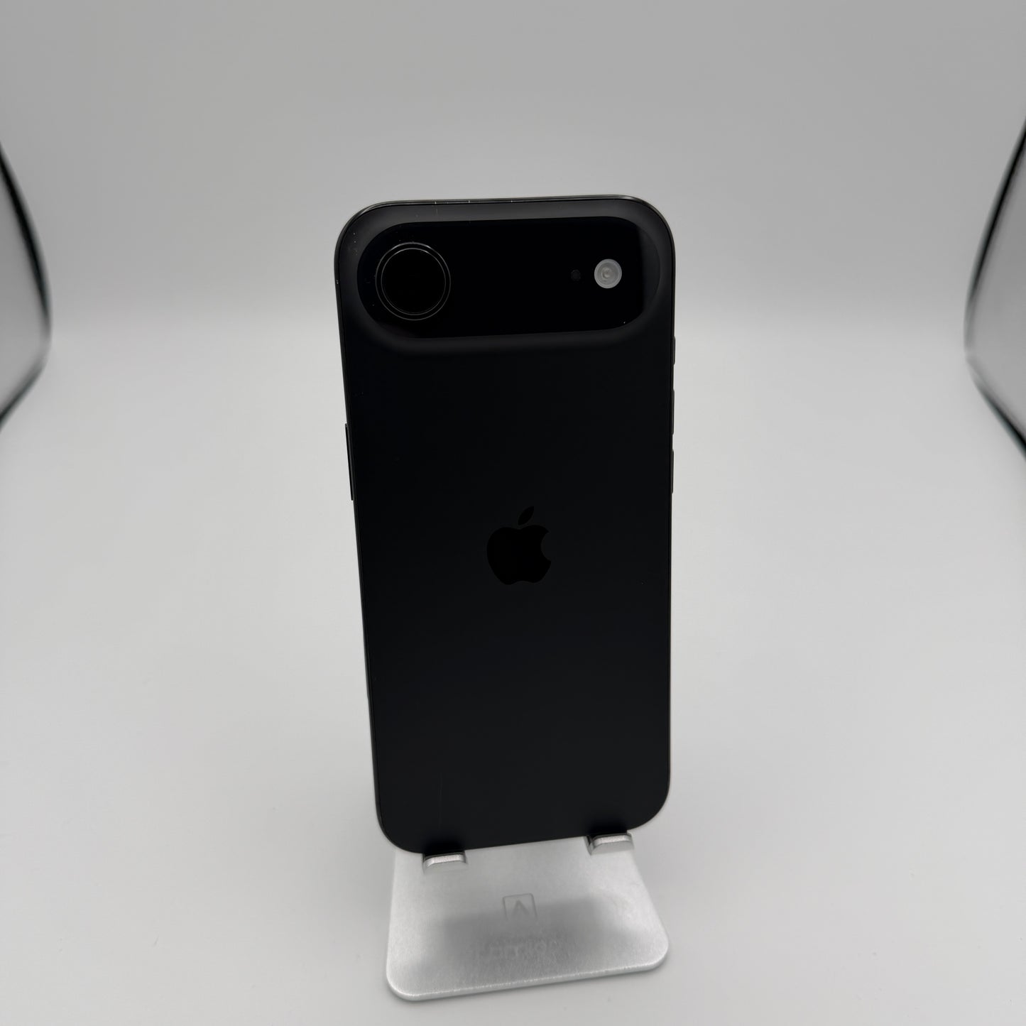 Apple iPhone 17 Air 6.1 inch 256GB Unlocked 100% Battery