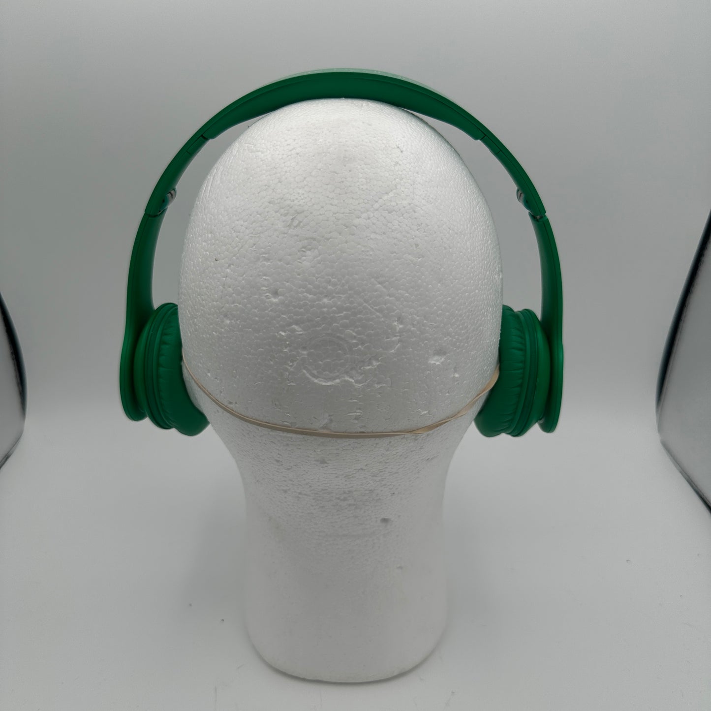 Beats Solo HD Headphones Green READ