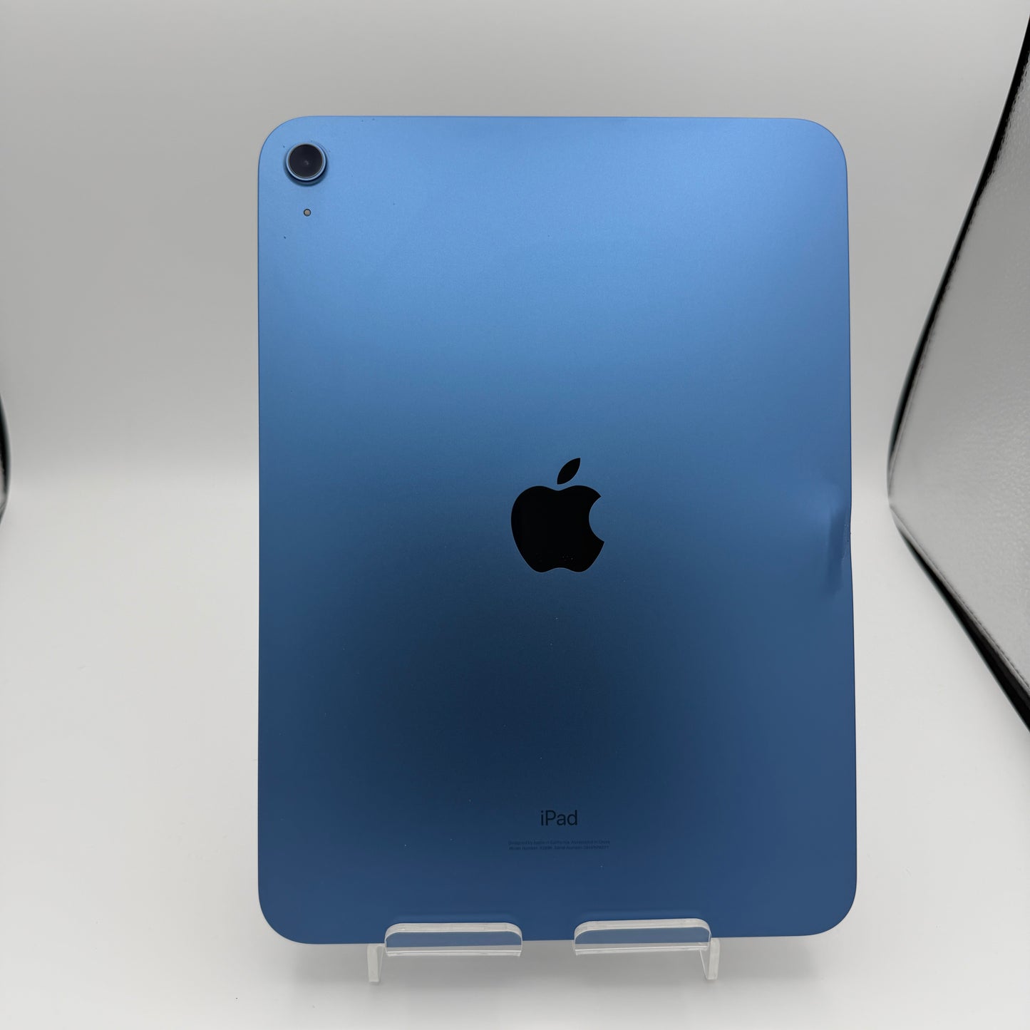 Apple iPad (10th Gen) A2696 64GB Blue Wi-Fi READ