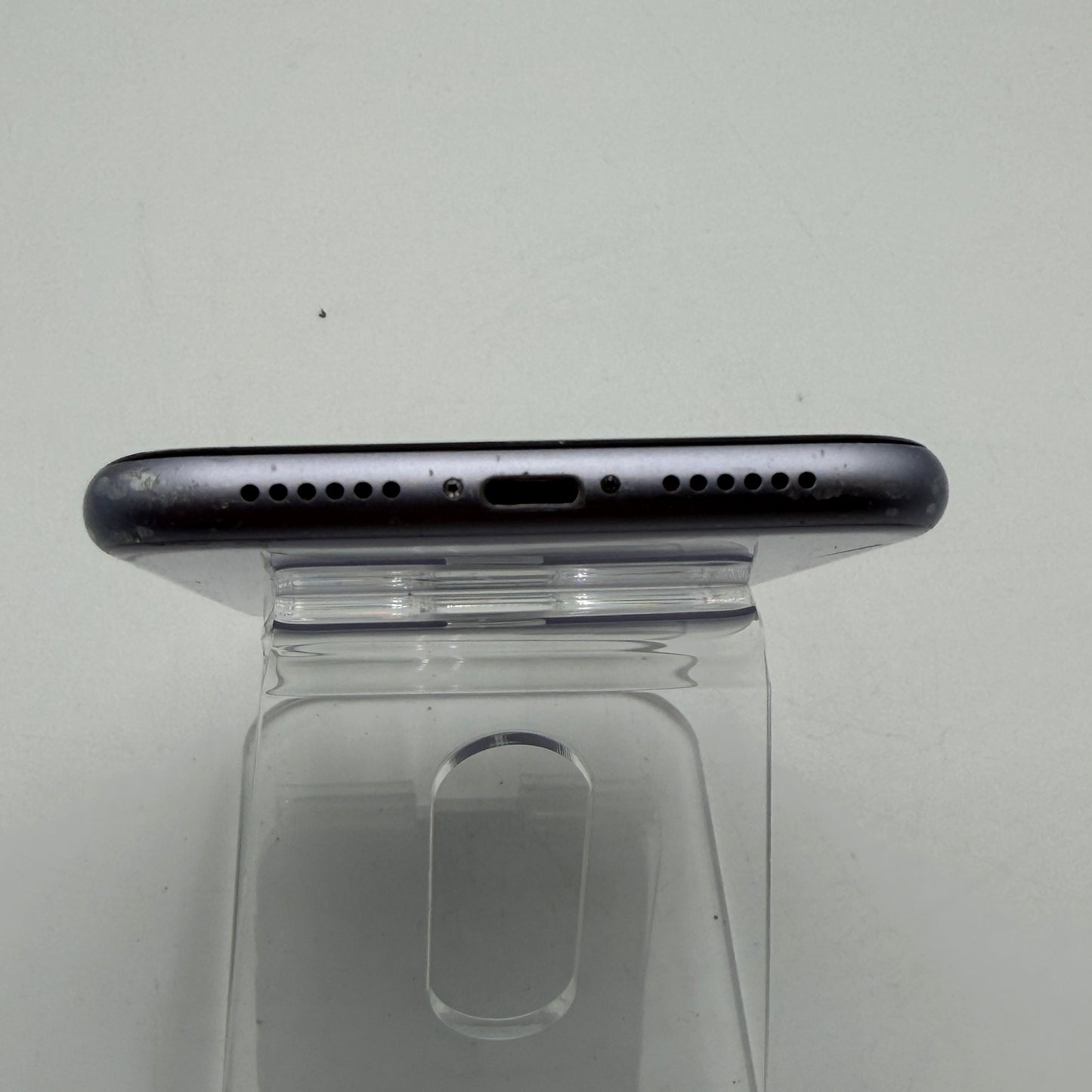 Apple iPhone 11 6.1" 64GB Purple Unlocked READ