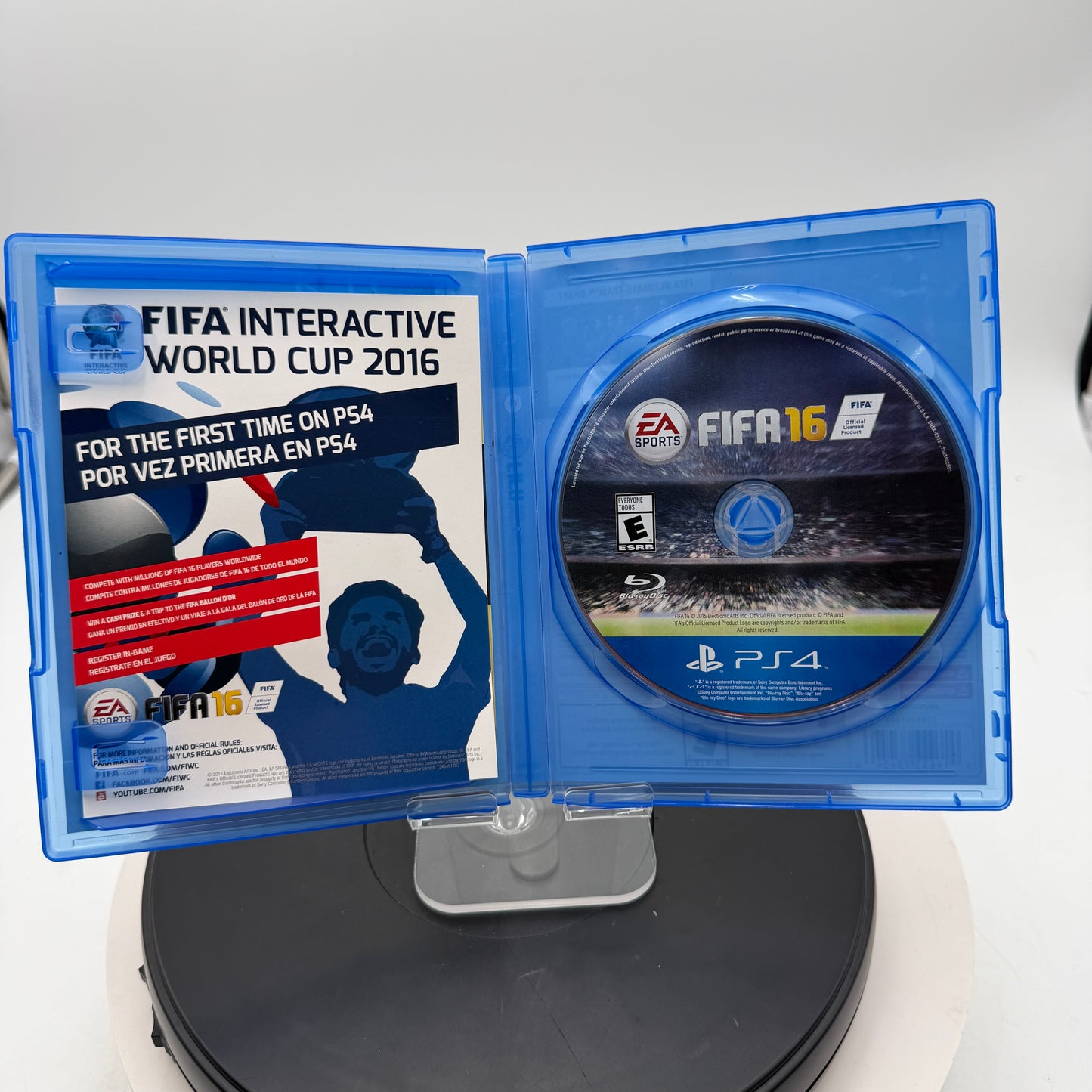 FIFA 16 PlayStation 4 PS4 - Used With Box