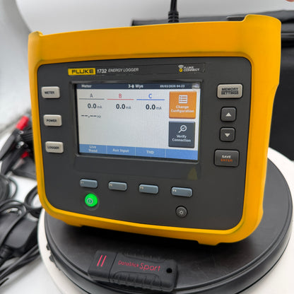 Fluke 1732 Three Phase Electrical Energy Power Logger Analyzer w accessories