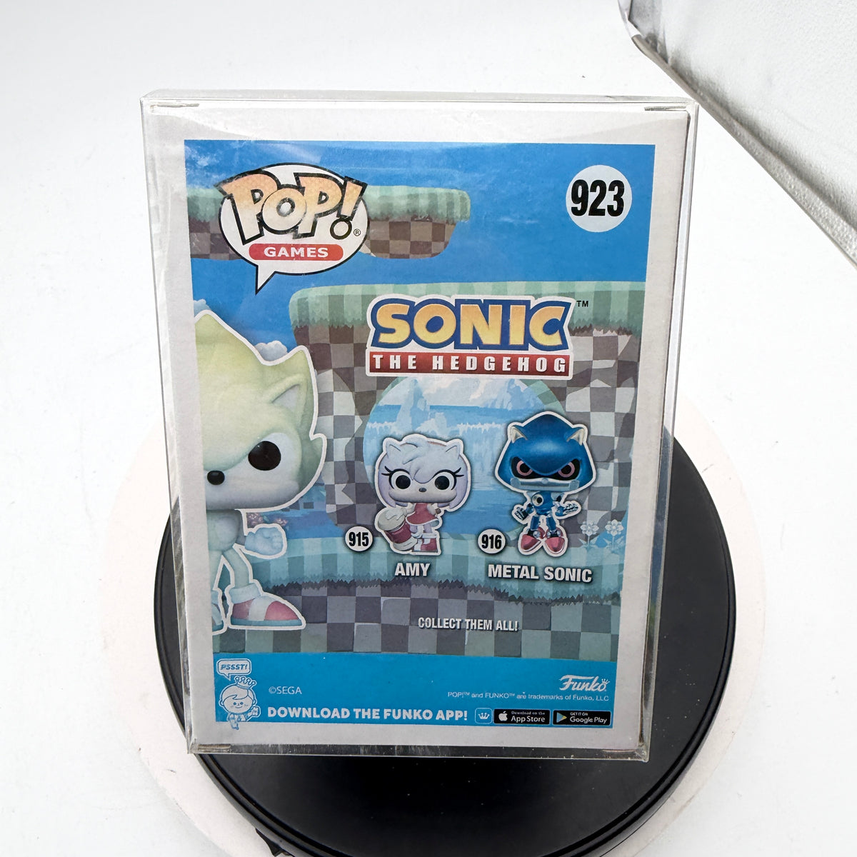 Funko Pop! Games Sonic The Hedgehog Super Sonic #923 AAA Anime Exclusive