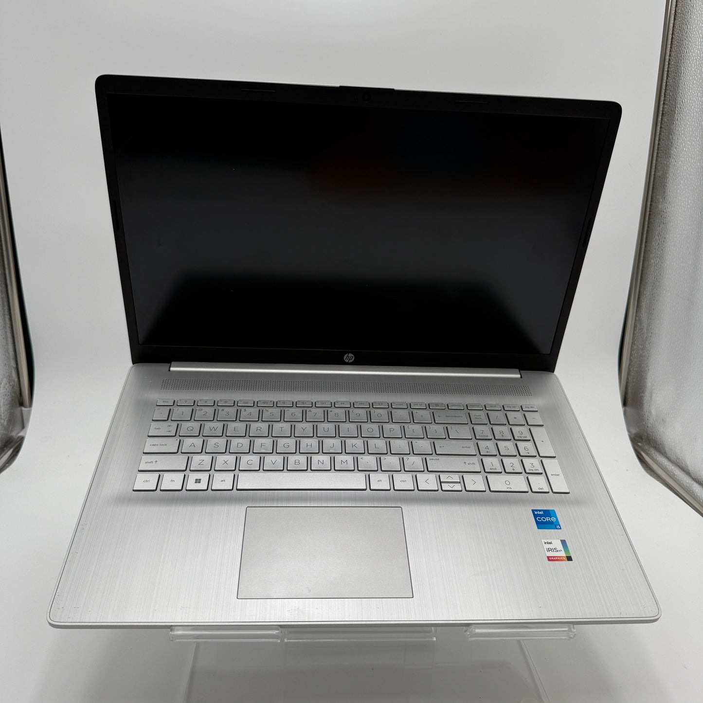 HP 17-CN1053CL Laptop 1TB HDD 12GB RAM Core i5 Silver 2022