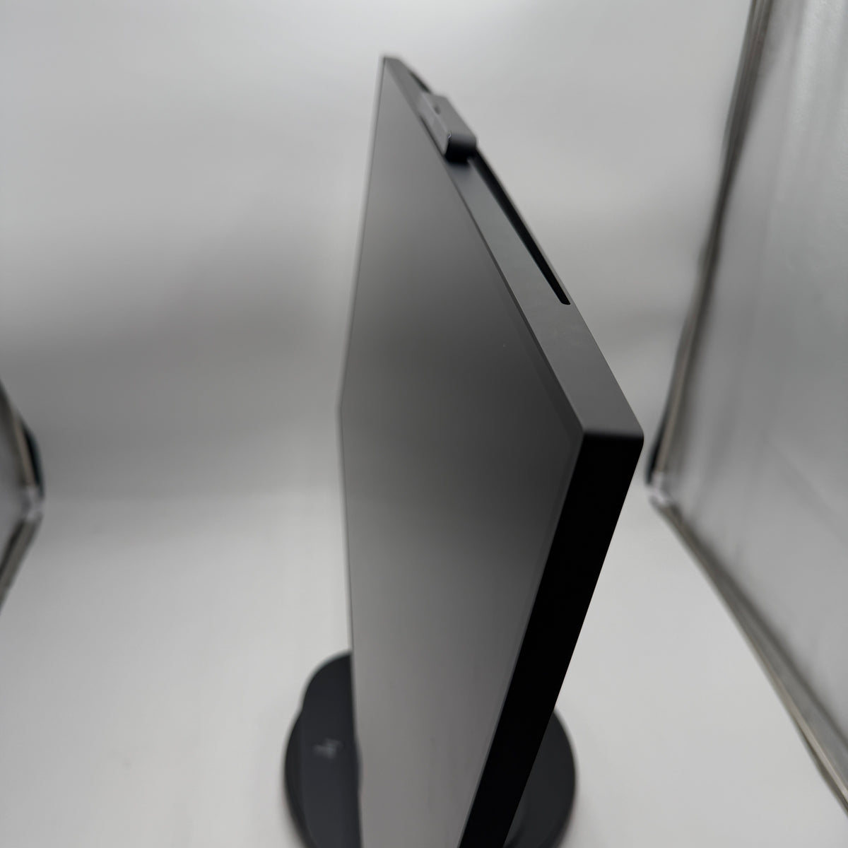 HP OmniStudio All-in-One AI Desktop Computer 16GB 1TB Ultra 7 Black