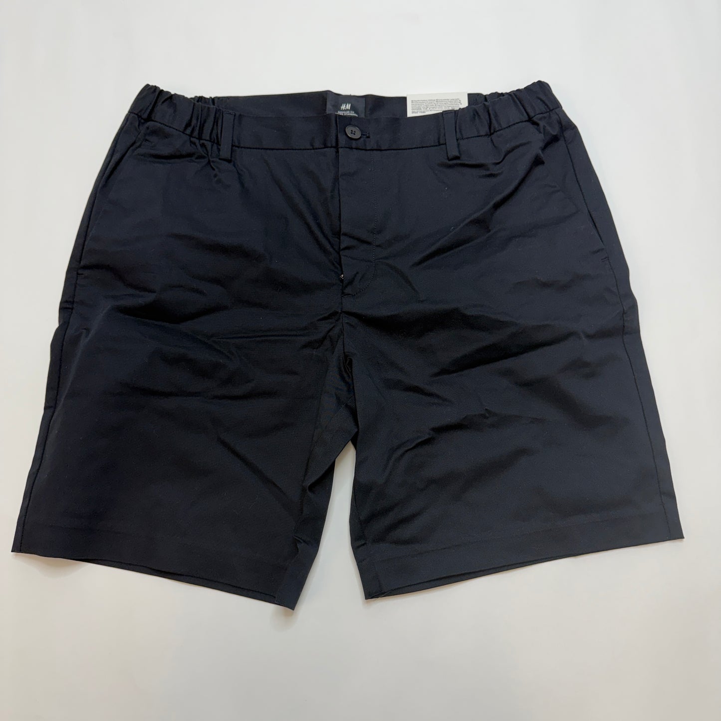 H&M Men's Black Chino, Shorts Large, Regular Fit, Mid Length, Flat Front