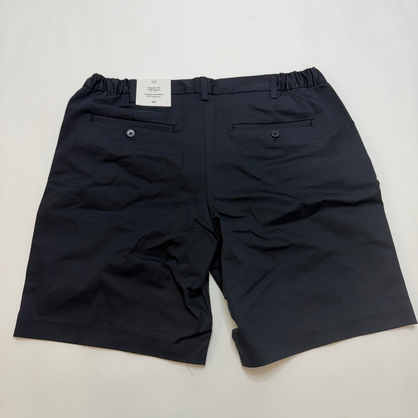 H&M Men's Black Chino, Shorts Large, Regular Fit, Mid Length, Flat Front