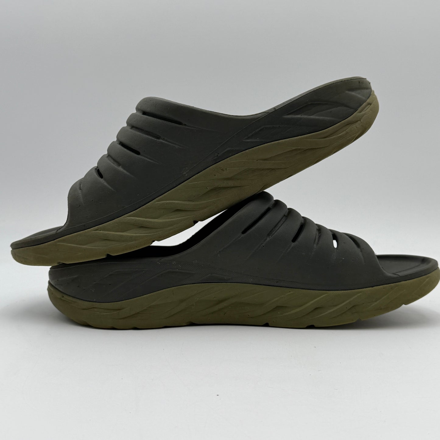 Hoka One One Ora Recovery Slides Mens Size 11 Black Sandal Unisex Green