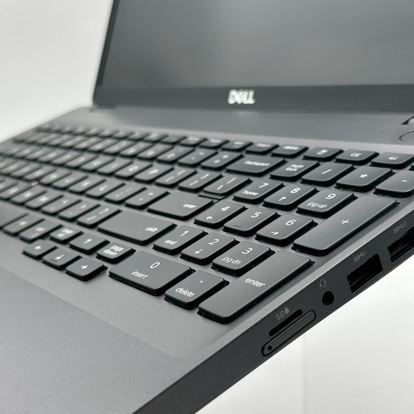 Dell Latitude 5500 15-inch Laptop i5 vPro 8th Gen 8GB 256GB