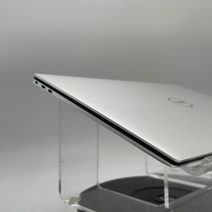 Dell XPS P91F Laptop 4050 i7-13700h 64GB 2TB